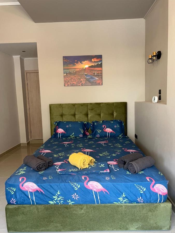 John'S Apartment'S Near Athens Airport!! สปาตา ภายนอก รูปภาพ