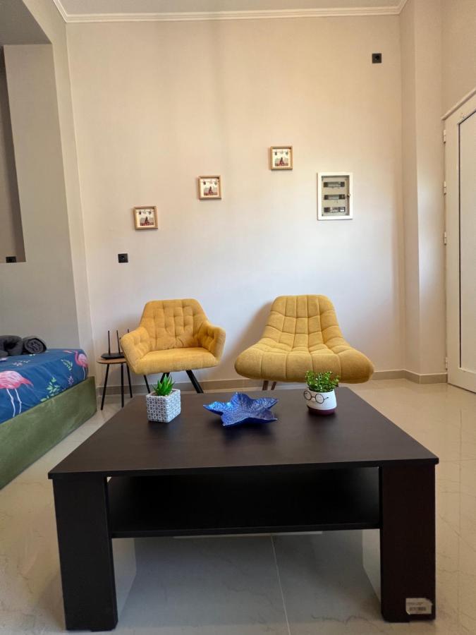 John'S Apartment'S Near Athens Airport!! สปาตา ภายนอก รูปภาพ